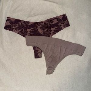 Thong panty bundle